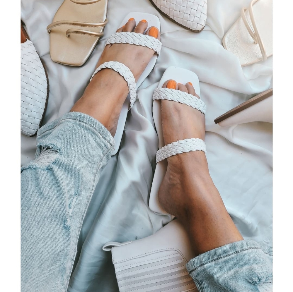 π¨Las Palmas Collection// White braided Sandal - Picture 3 of 3